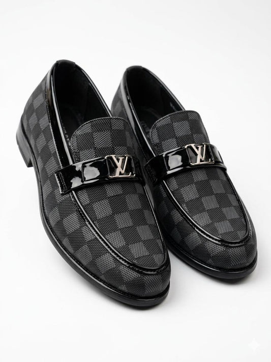 GREY LV 0905